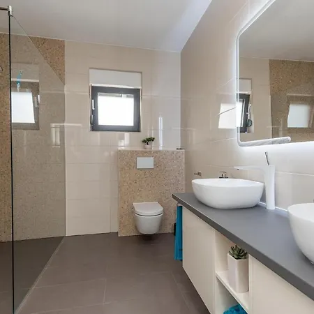 Nika Hébergement de vacances *